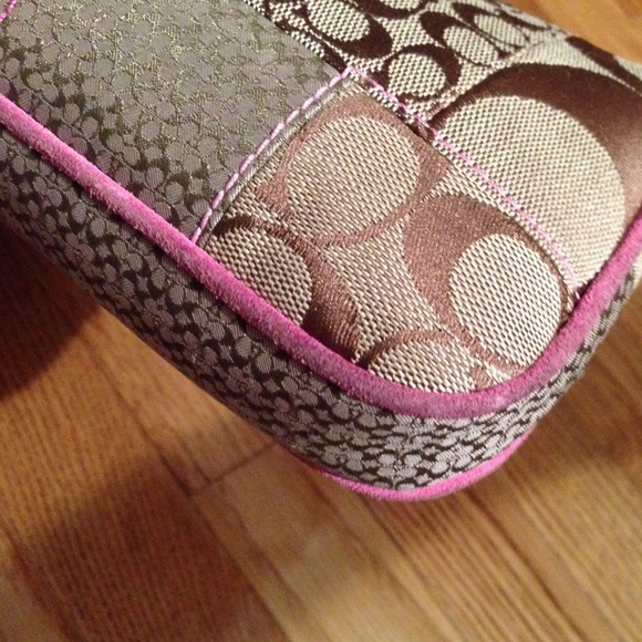 Authentic Coach Handbag - Picture 4 of 4